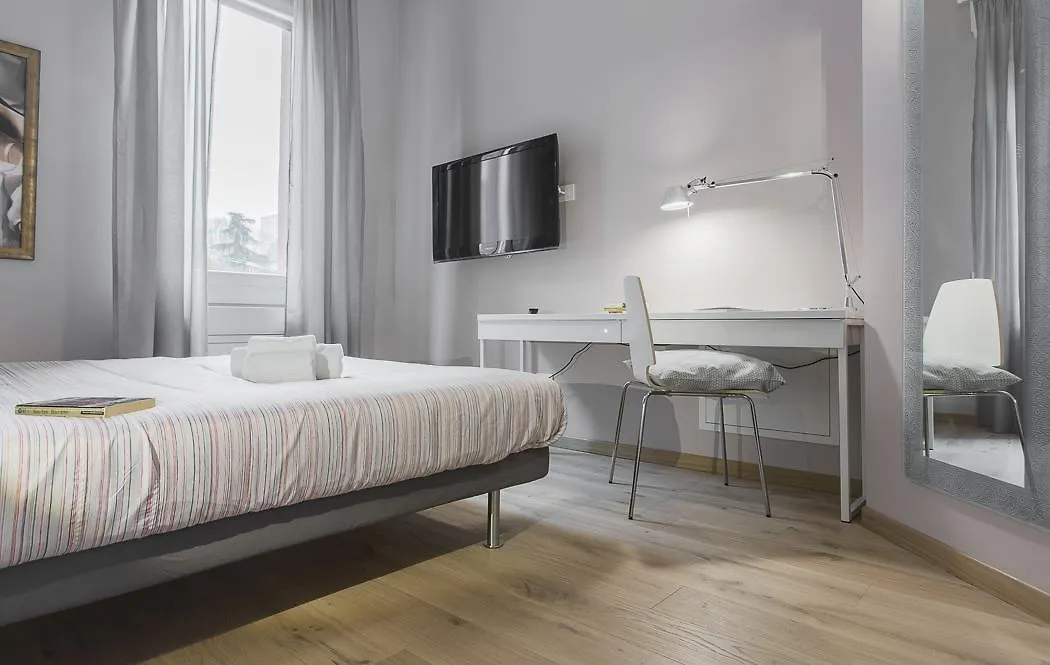 Ur Apartment Bologna 0*,